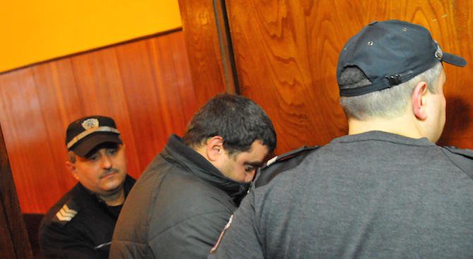 Домашен арест за биячите на Тодор. Един от братята: Не съжалявам, той ни нападна пръв (снимки)