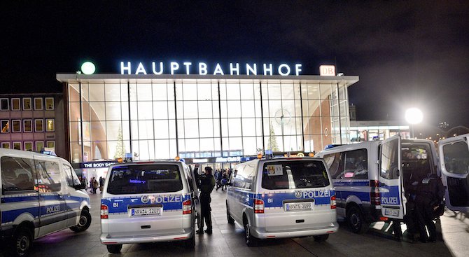 Прокуратурата в Кьолн дава 10 000 евро за информация за нападателите на жени