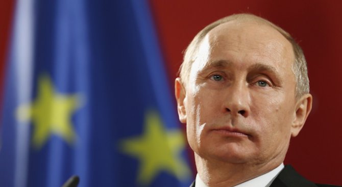 Путин: Санкциите на ЕС заради Крим са &quot;театър на абсурда&quot;