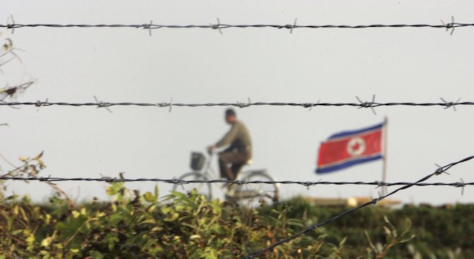 Северна Корея държи американски гражданин за шпионаж