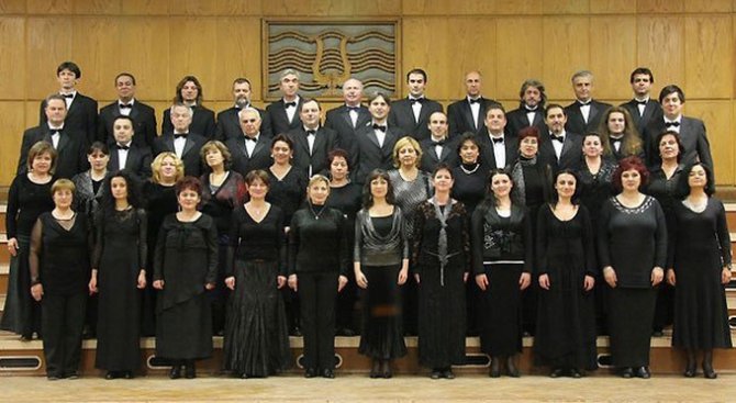 Симфоничният оркестър и Смесеният хор на БНР с концерт в памет на маестро Методи Матакиев
