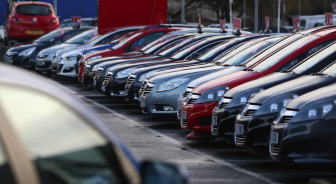 Солиден ръст на продажбите на нови автомобили в целия ЕС и в България