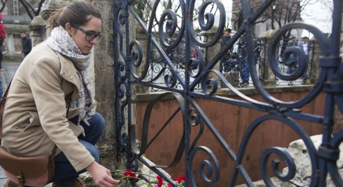Погребват 18-годишния Тодор от Враца