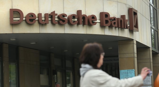 Без бонуси за шефовете в Deutsche Bank