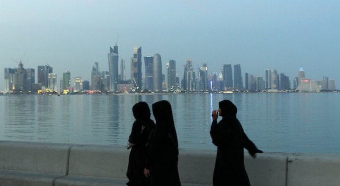 Емирът на Катар направи промени в правителството
