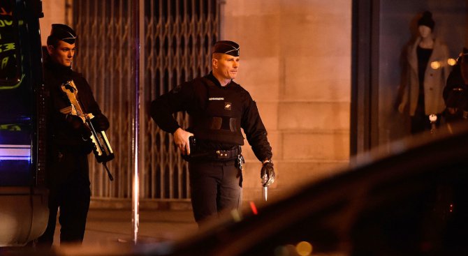 Френски гражданин е организирал атаките в Париж