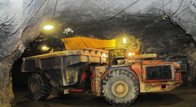 Закриват мината за добив на флуорид в Чипровци