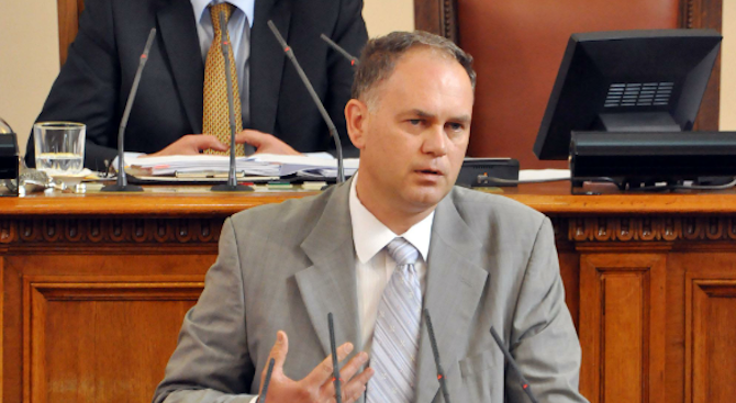 Кадиев: Да изберем Гери - Никол за министър на образованието (видео)