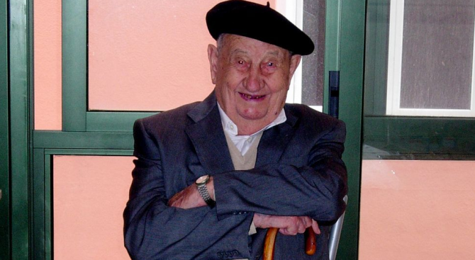 На 107 години почина мъж от Испания, който пиел вино вместо вода