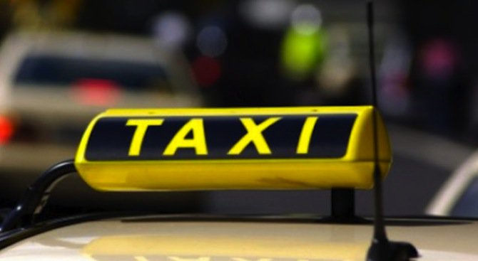Руснак остана без 3 900 евро след скандал с роден таксиджия