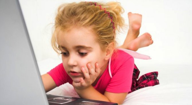 Децата използват интернет преди да са се научили да четат и пишат, сочат проучвания