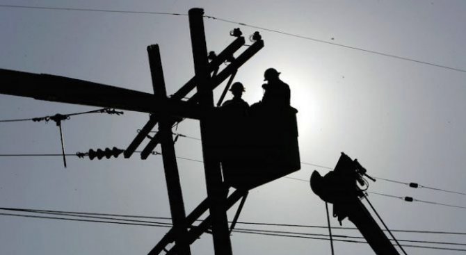 Възстановени са всички прекъснати вчера от вятъра електропроводи в Монтанско