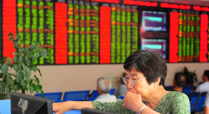 Драстичен срив на китайската борса