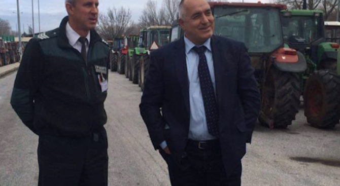 Борисов посъветва Ненчев днес - утре да се направят учения по границата с Гърция и Македония