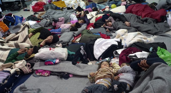 Европа е на ръба на самопредизвикана хуманитарна криза, предупреди ООН