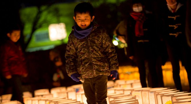 Японци търсят изчезналите си деца пет години след Фукушима