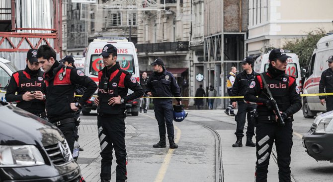 Човек е арестуван за атентата в Истанбул (обновена)