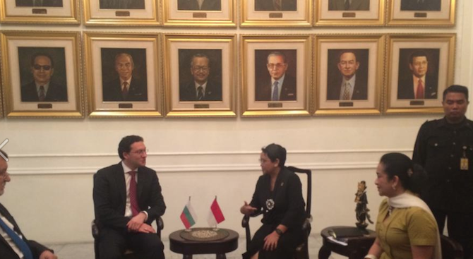Даниел Митов се срещна с президента и с външния министър на Индонезия