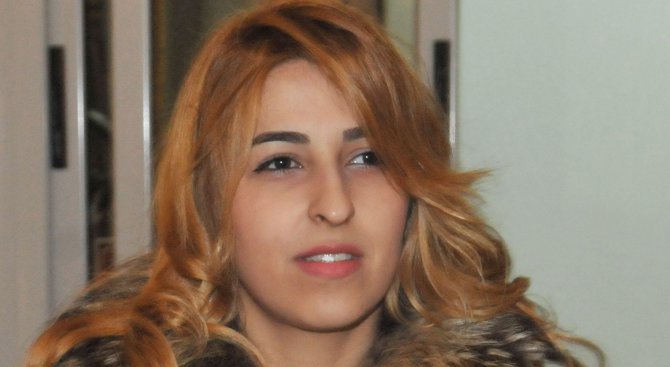 Иранката Захра: Обичам България и съм сигурна, че мога да ѝ бъда полезна