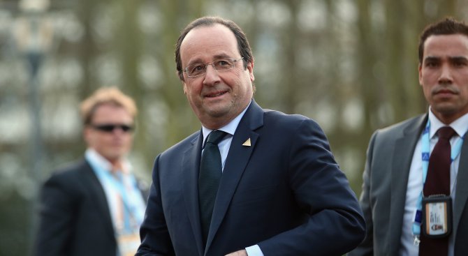 Франсоа Оланд: Бежанският поток от 2015 г. няма да се повтори през тази година
