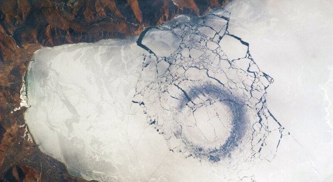Уникални пръстени се появяват на езерото Байкал
