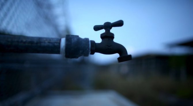 Водата от шест обществени чешми в села в Община Ловеч не е годна за пиене