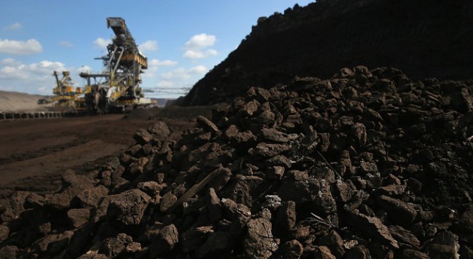 Над 6 тона нелегални въглища заловиха в Перник