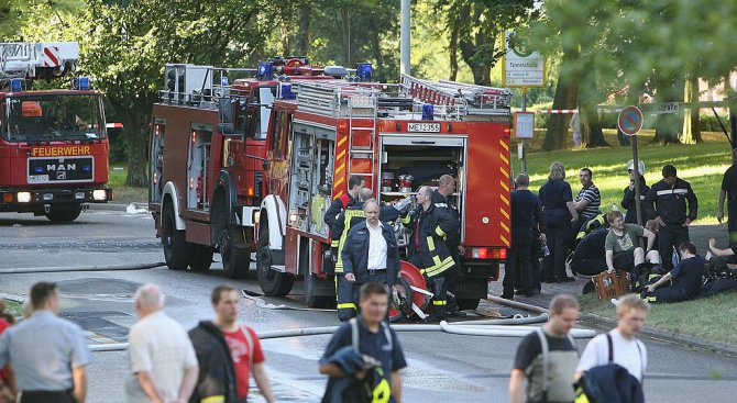 25 души пострадаха при пожар в център за мигранти в Дюселдорф