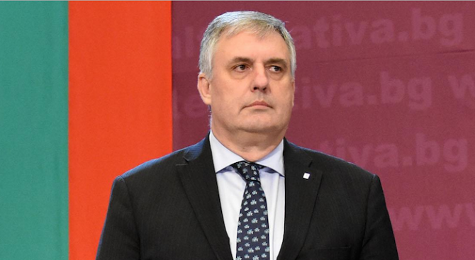 Калфин: Националният интерес на България трябва да стои над всичко