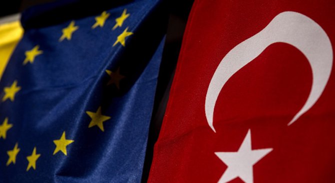 Посланикът на Европейският съюз в Турция подаде оставка