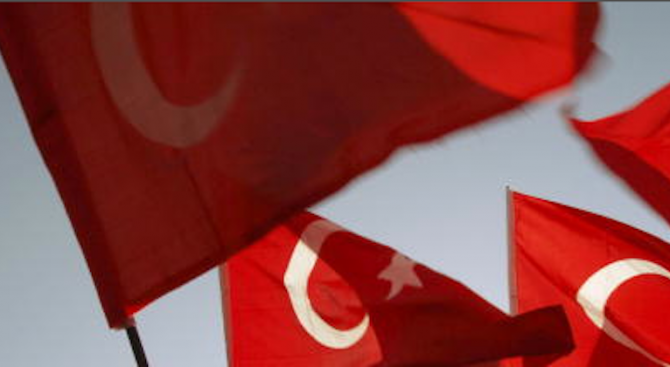 Турция няма принципни проблеми с ЕС, нито с Русия, твърди Мевлют Чавушоглу