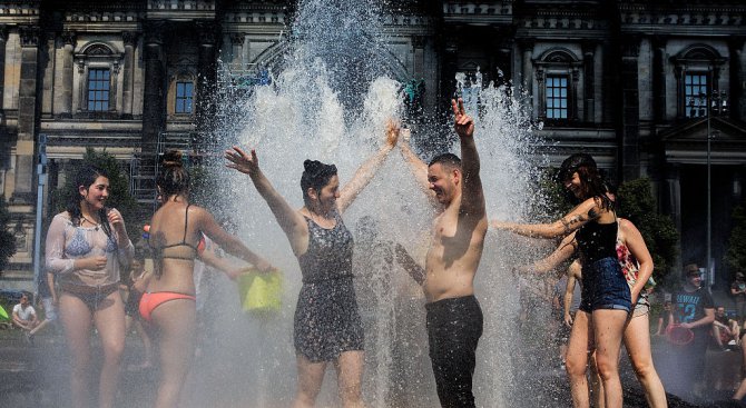 Жълт код за опасно горещо време в Испания