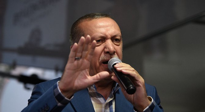 Ердоган: Ще прочистим всички институции от вируса на преврата