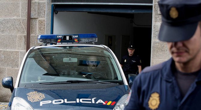 Испанските власти арестуваха украинци и руснаци, обвинени във връзки с престъпни организации
