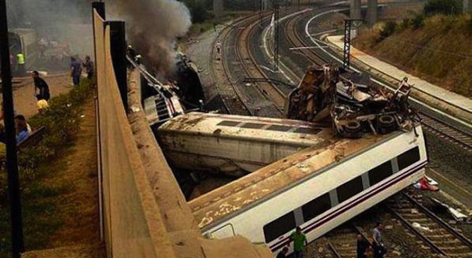 Жертвите на влаковата катастрофа в Италия станаха 27