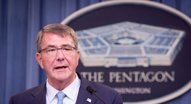 Министърът на отбраната на САЩ пристигна на необявено посещение в Ирак