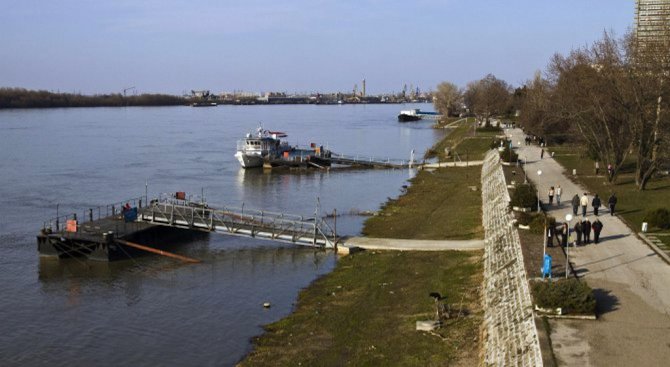 В Русе масово не спазват забраната за къпане в Дунав