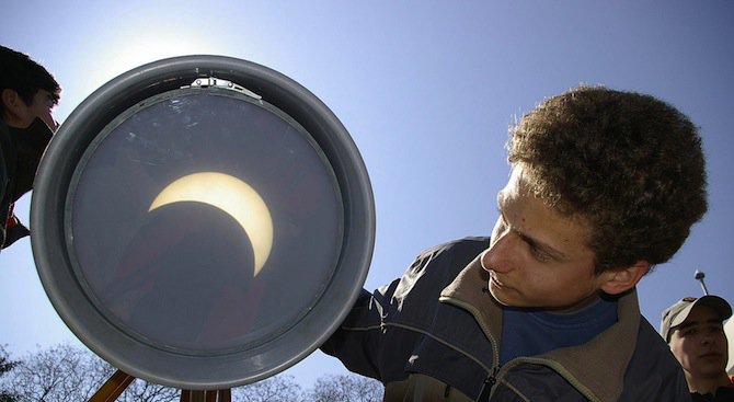 Астрономическата обсерватория в Шумен ще работи и нощем