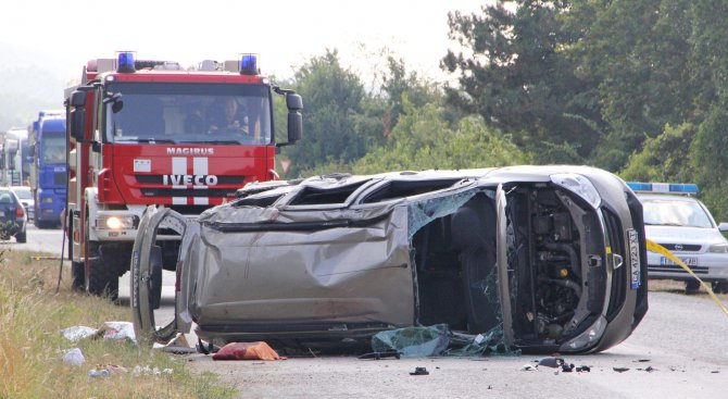 Мъж загина на място при тежка катастрофа край Варна