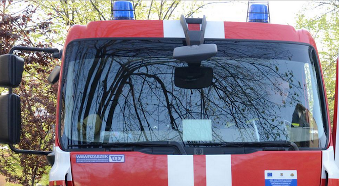 Счупен термометър вдигна на крак огнеборци в Русе