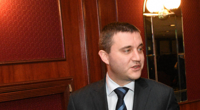 Горанов доволен от резултатите от стрес-тестовете на банките