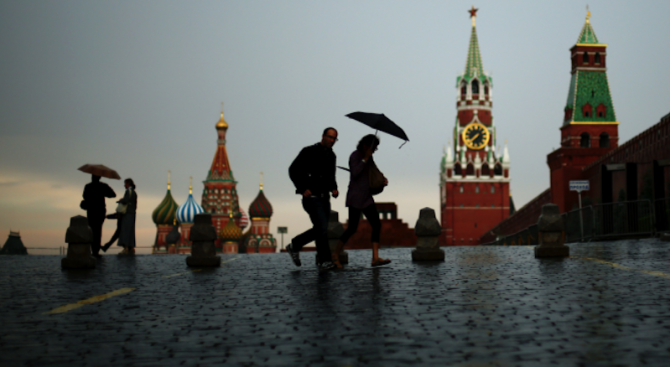 Рекордно количество дъжд се изля в Москва