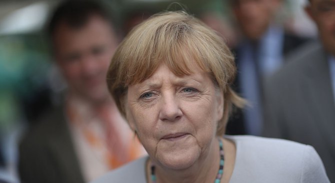 Меркел: Оставащите в ЕС след Брекзита страни трябва да се вслушват една в друга
