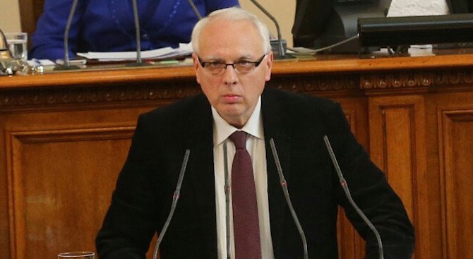 Енчев за Цветанов: Необявен служител на ДС, чакам да ме съди