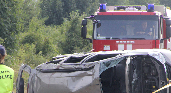 Тежка катастрофа в Пловдив изпрати майка и дъщеря в болница