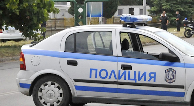 Разложен труп е открит в изоставена сграда зад голям магазин в София