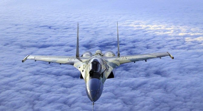 Руски изтребител прихвана американски разузнавателен самолет над Черно море