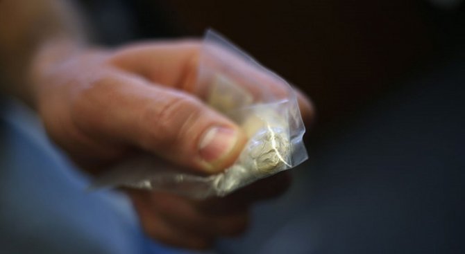 Ченгетата откриха дрога в малолетен