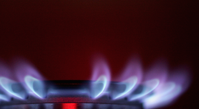 КЕВР решава за цената на природния газ от 1 октомври