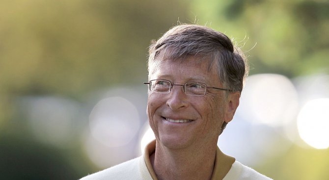 Колко ще завещаят на децата си Бил Гейтс и Уорън Бъфет?